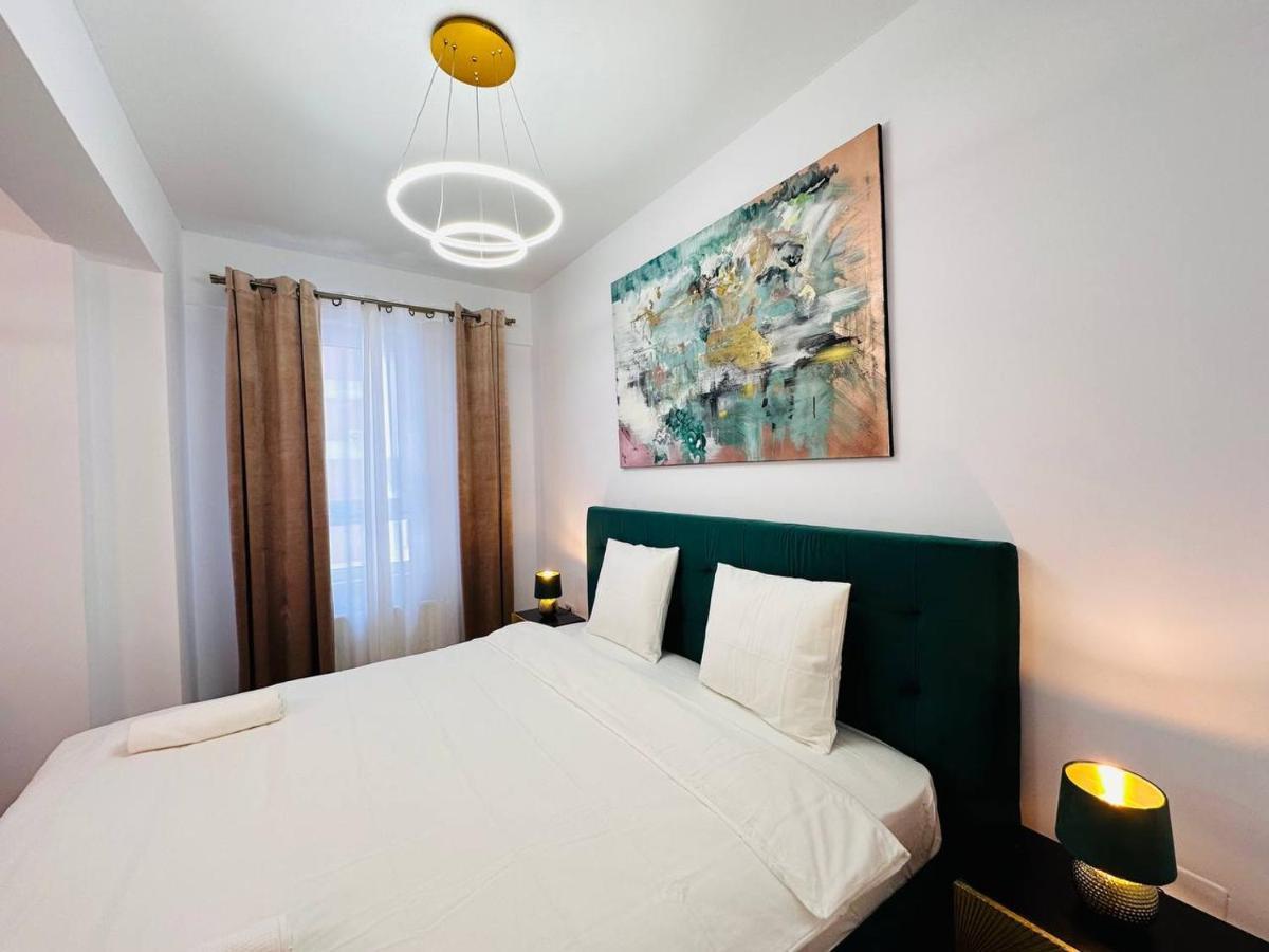 Happy Studio By Rh Living Bucareste Exterior foto